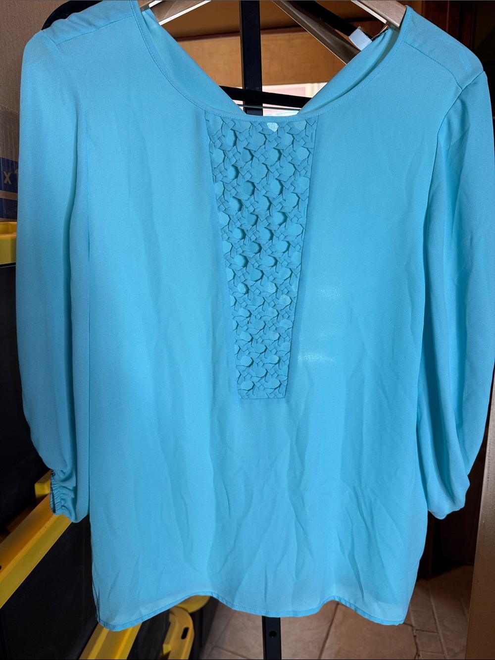 Chaus New York Aqua Blue Textured Front Blouse Small 3/4 Sleeve - Picture 2 of 9